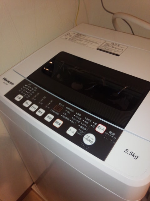 ハイセンス 5.5kg スリムボディー 全自動洗濯機 HW-T55A